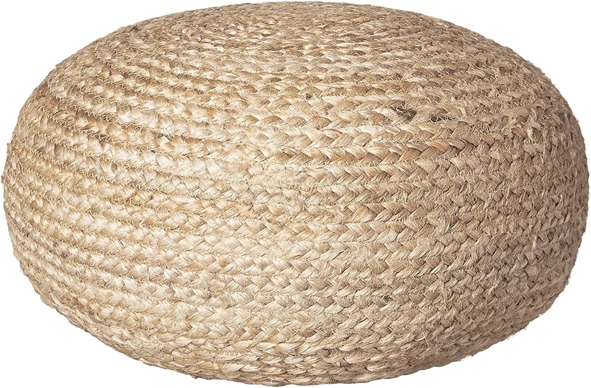 6. Conceal Spare Towels and Toilet Paper in Natural Water Hyacinth Baskets