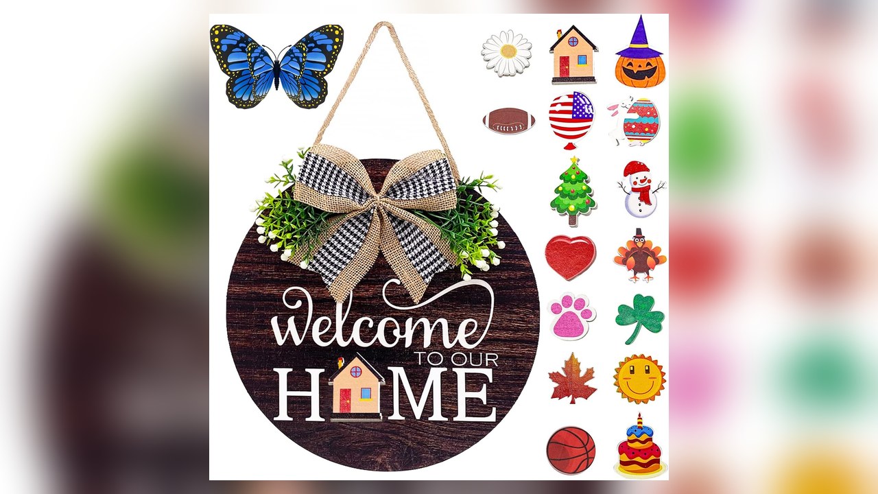 Interchangeable seasonal round wood welcome sign
