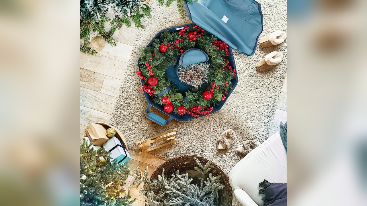 Hard shell wreath storage container for off-season